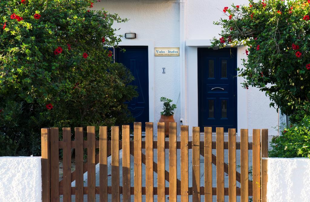 Yialos Studios-Apartments Makrýgialos Eksteriør bilde
